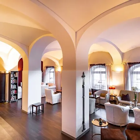 Otel Residenz 4*
