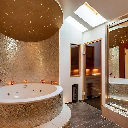 Hotel Residenz 4*