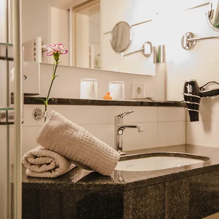 Отель Residenz 4*