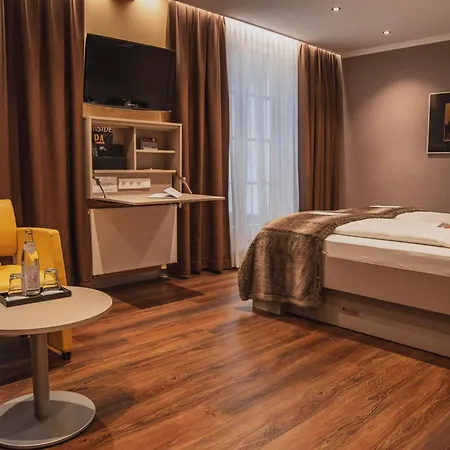Residenz 호텔 4*