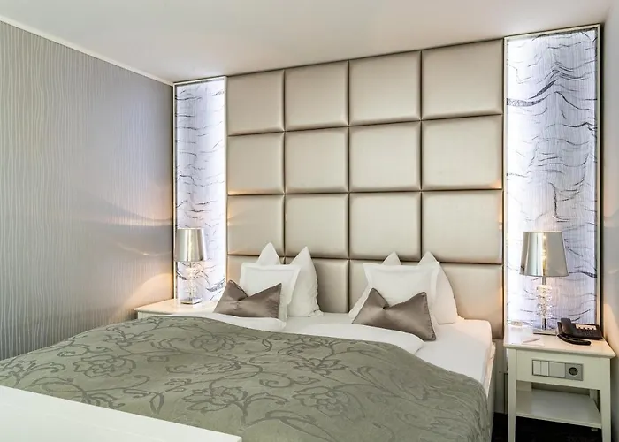 Residenz 4 Sterne Отель 4*