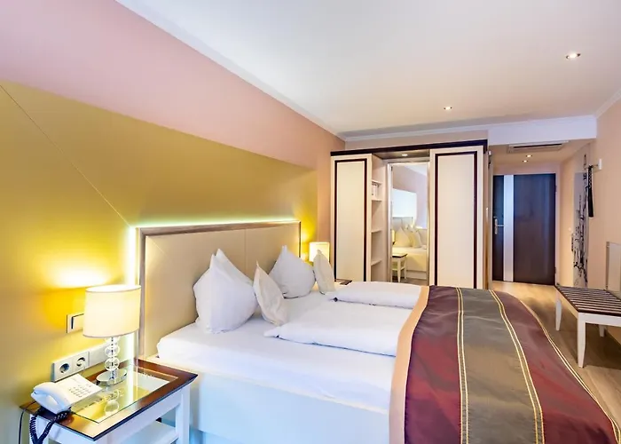 Residenz 4 Sterne Отель Пассау