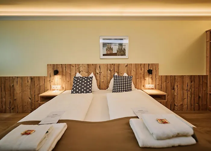 Отель Residenz 4 Sterne 4*