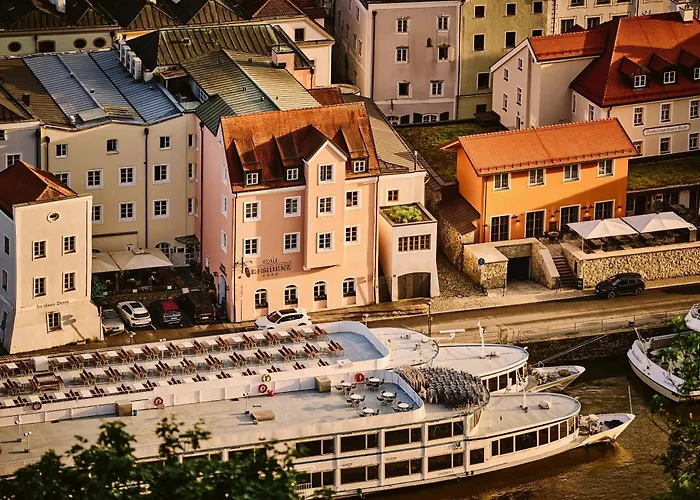 Residenz 4 Sterne Hotel 4*