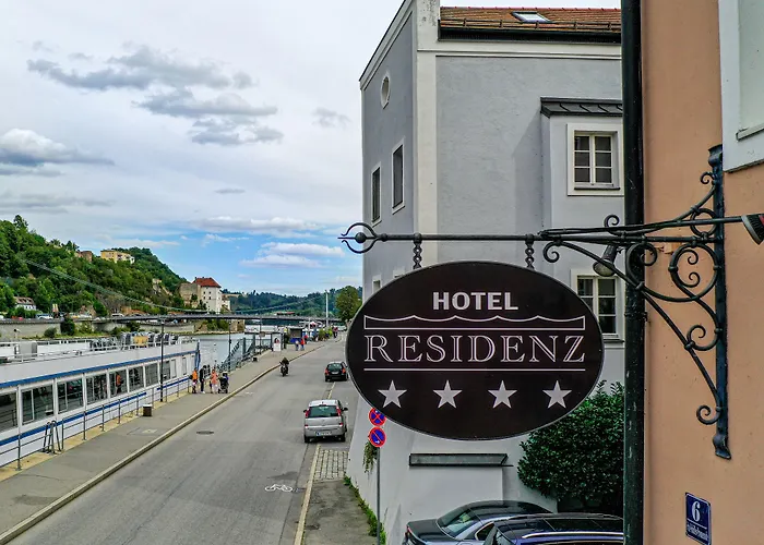 Residenz 4 Sterne Hotel 4*